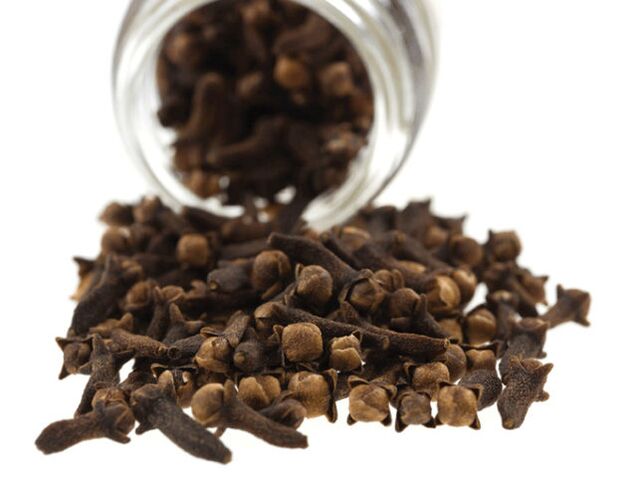 Cloves against worm